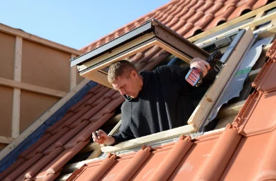 Pose de fenêtres de toit Velux à Montcarra
